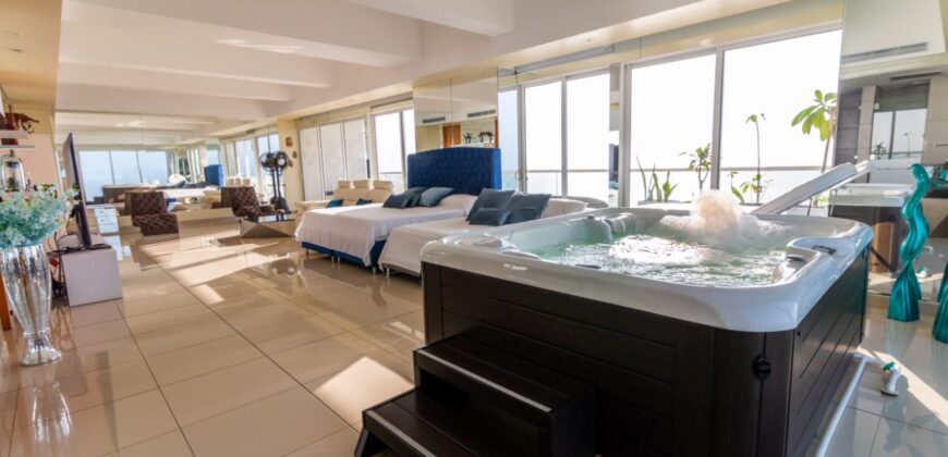 PENTHOUSE CON JACUZZI (VALOR EN DOLAR)