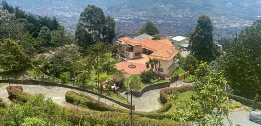 CASA EN LAS PALMAS ENVIGADO ANTIOQUIA